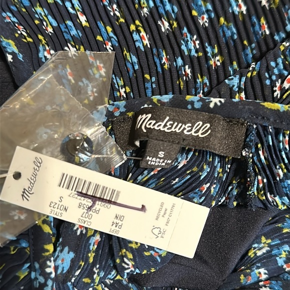 Madewell Crinkle Pleated Georgette Mini Dress in Blue Ditsy Floral - Picture 13 of 13